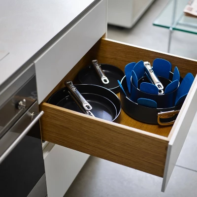 Joseph Joseph Space Saving 10pc Ceramic Nonstick Cookware Set With Folding Handle 12 Joseph Joseph Space Saving 10pc Ceramic Nonstick Cookware Set With Folding Handle - Image 10