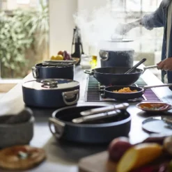 Joseph Joseph Space Saving Ceramic Nonstick Frying Pan With Folding Handle -Cookware Store GUEST 3bb48a33 1e20 4acd 81b1 0836b8219b21