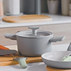 BergHOFF Balance Non-stick Ceramic Stockpots With Glass Lid, Recycled Aluminum 17 BergHOFF Balance Non-stick Ceramic Stockpots With Glass Lid, Recycled Aluminum -Cookware Store GUEST 3ef79522 a1b1 44b0 8d37 00e55bc3b1cd 1