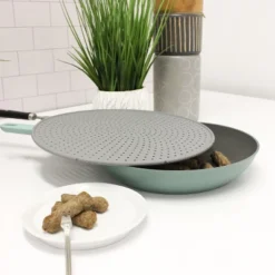 BergHOFF Studio 13" Silicone Splatter Screen -Cookware Store GUEST 59145608 6668 49bb 8414 802afa2c53dd