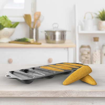 Hastings Home Cast Iron Pre-Seasoned Cornbread Pan With 7 Corncob Sticks 6 Hastings Home Cast Iron Pre-Seasoned Cornbread Pan With 7 Corncob Sticks - Image 4