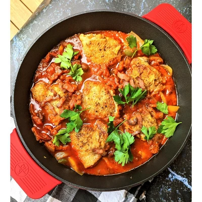 Kitchen HQ 144oz Cast Iron Nonstick Braiser Refurbished 4 Kitchen HQ 144oz Cast Iron Nonstick Braiser Refurbished - Image 2