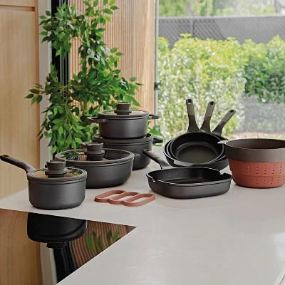 BergHOFF Leo Stone+ Non-stick Ceramic Frying Pan, Recycled Cast Aluminum 5 BergHOFF Leo Stone+ Non-stick Ceramic Frying Pan, Recycled Cast Aluminum - Image 3