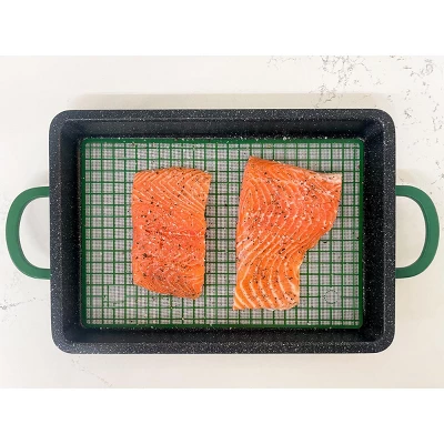 Curtis Stone Dura-Pan+ 2-in-1 Baker/Griddle Pan With Silicone Mat Refurbished 5 Curtis Stone Dura-Pan+ 2-in-1 Baker/Griddle Pan With Silicone Mat Refurbished - Image 3