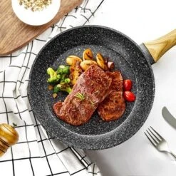 MICHELANGELO Nonstick Frying Pan With Lid, Non Stick Frying Pan With Non-Toxic Coating, Small Skillet With Lid, Granite Pan For All Cooktops -Cookware Store GUEST de3dad8d 4169 47cf 91f3 27ac94b0a175