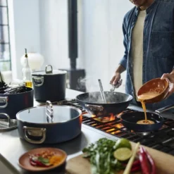 Joseph Joseph Space Saving Ceramic Nonstick Frying Pan With Folding Handle -Cookware Store GUEST e610784b 1b33 4d17 9682 7a183e13f81a