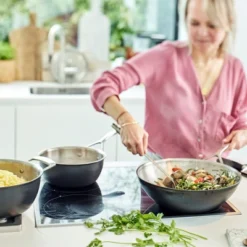 Demeyere Black 5 Stainless Steel With Ceramic Exterior Coating 3.2-qt Wok -Cookware Store GUEST f4482d08 346f 4d4d b7fb 874c33e2a54b